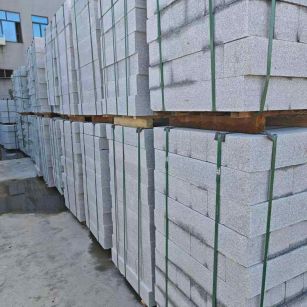 海东芝麻白路牙石，路侧石