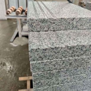 海东芝麻白楼梯踏步