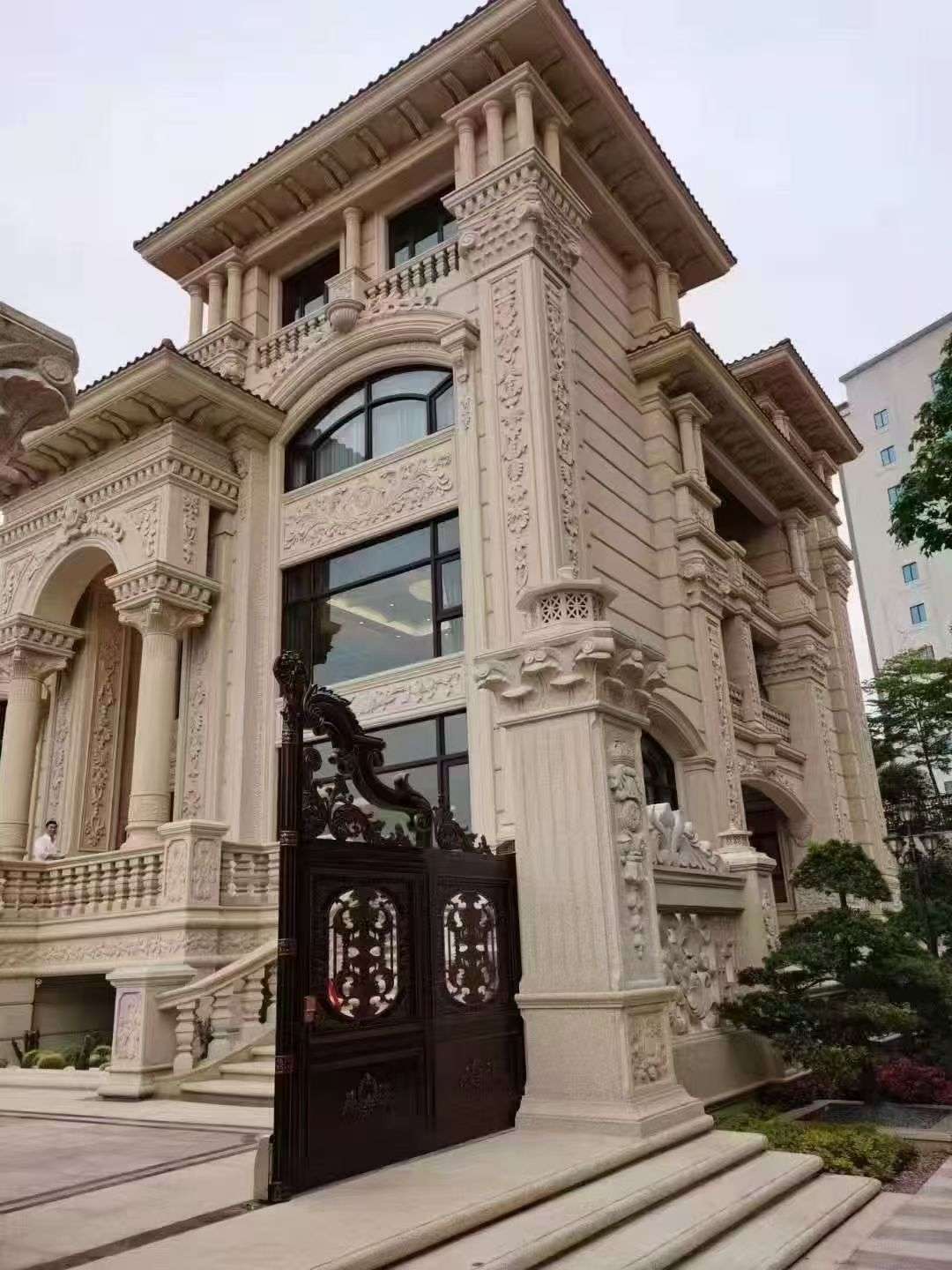 海东黄金麻别墅外墙异形定制