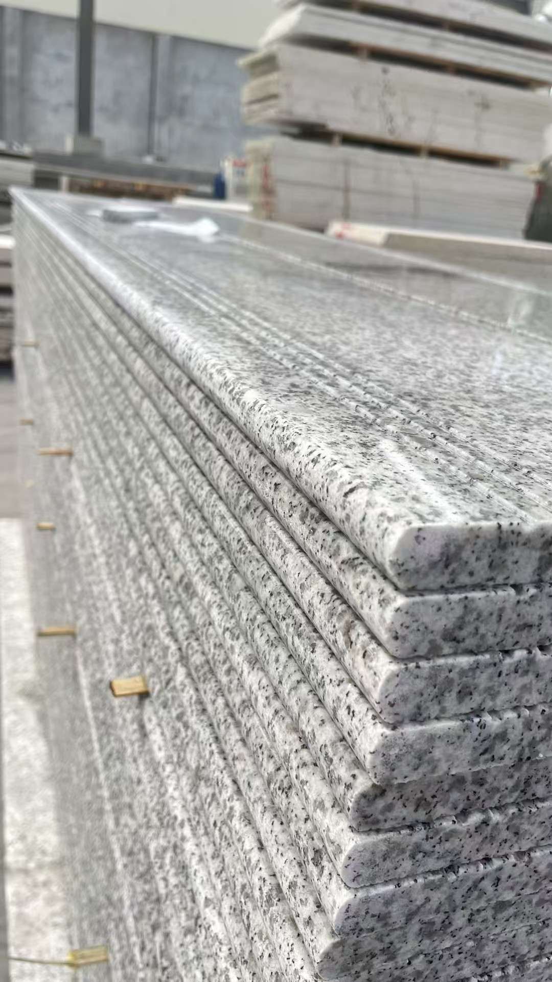 海东芝麻白楼梯踏步 花岗岩楼梯板材