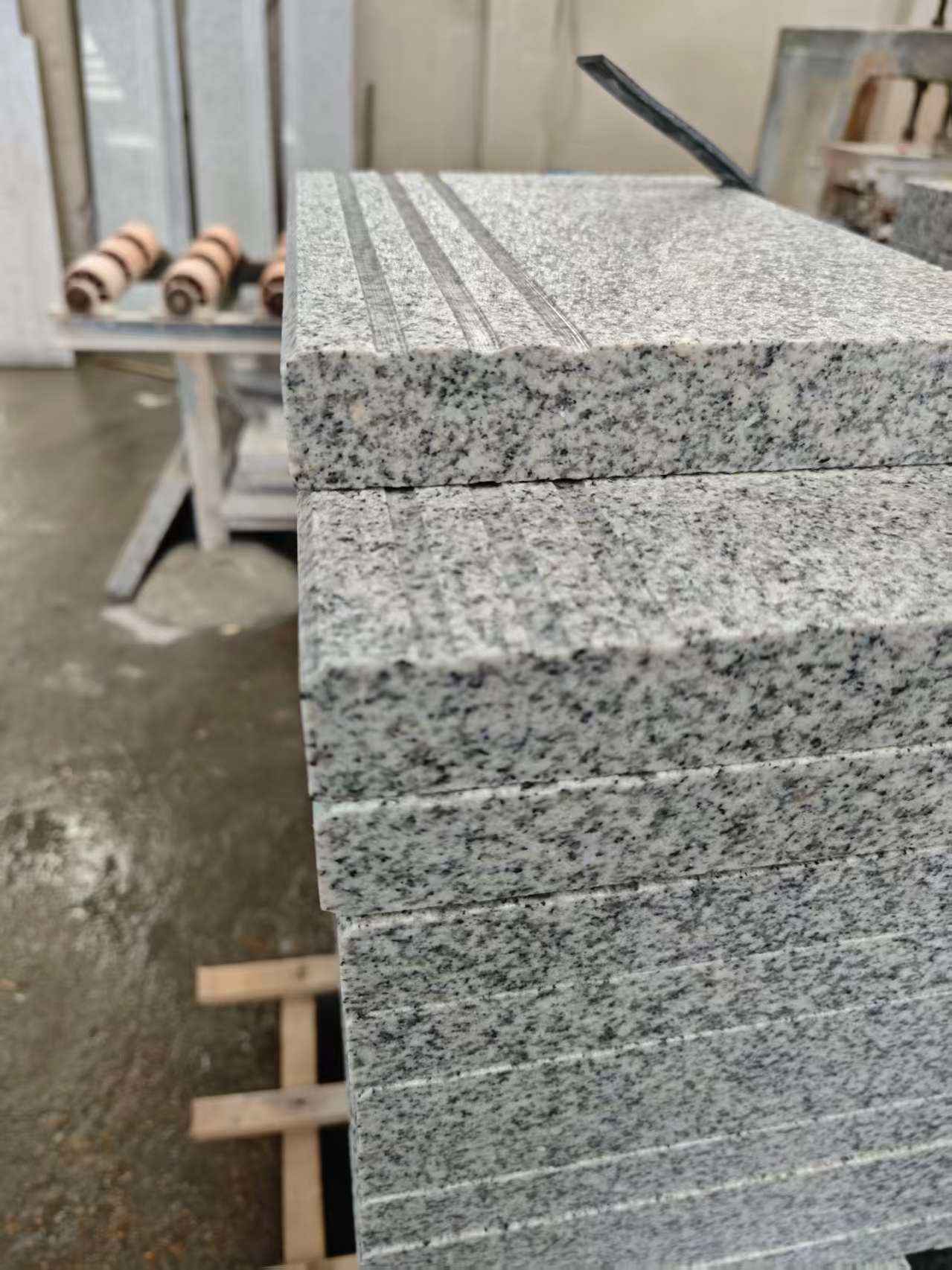 海东芝麻白楼梯踏步