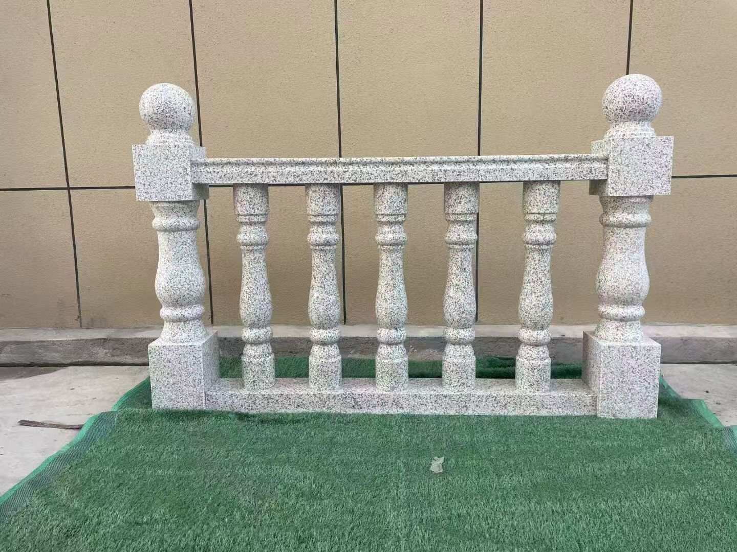 海东芝麻白阳台栏杆 花岗岩栏杆